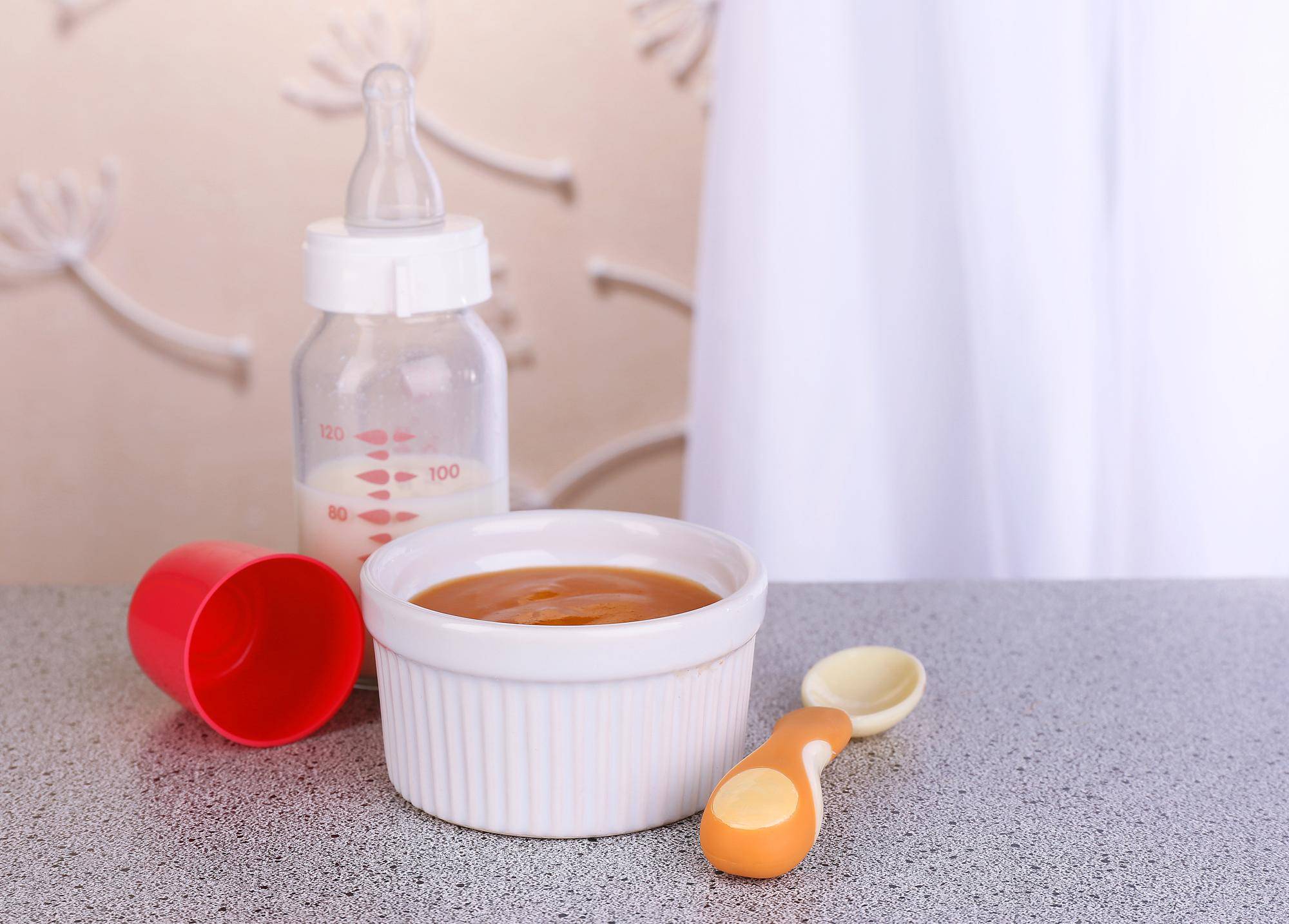 Jak działa podgrzewacz do butelek Tommee Tippee i czy warto go mieć?