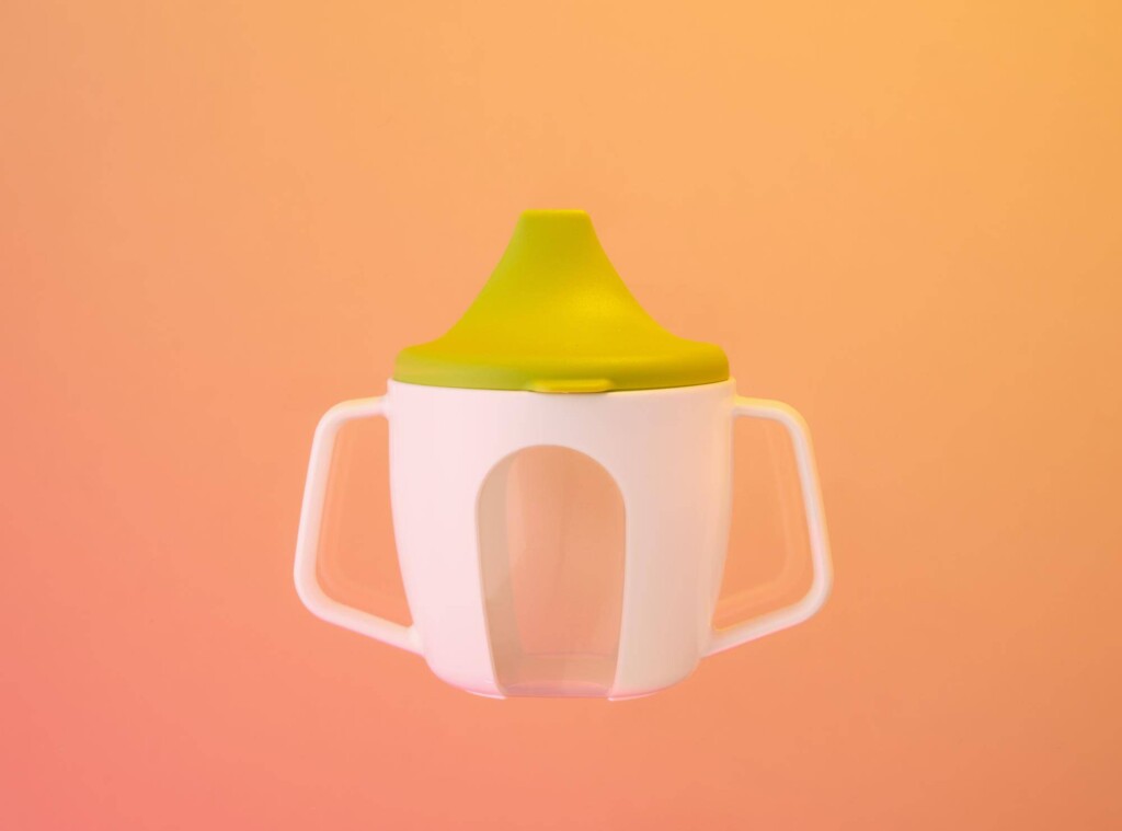 Kubek dla dziecka Tommee Tippee pierwszy z uchwytem różowy 150ml idealny na start