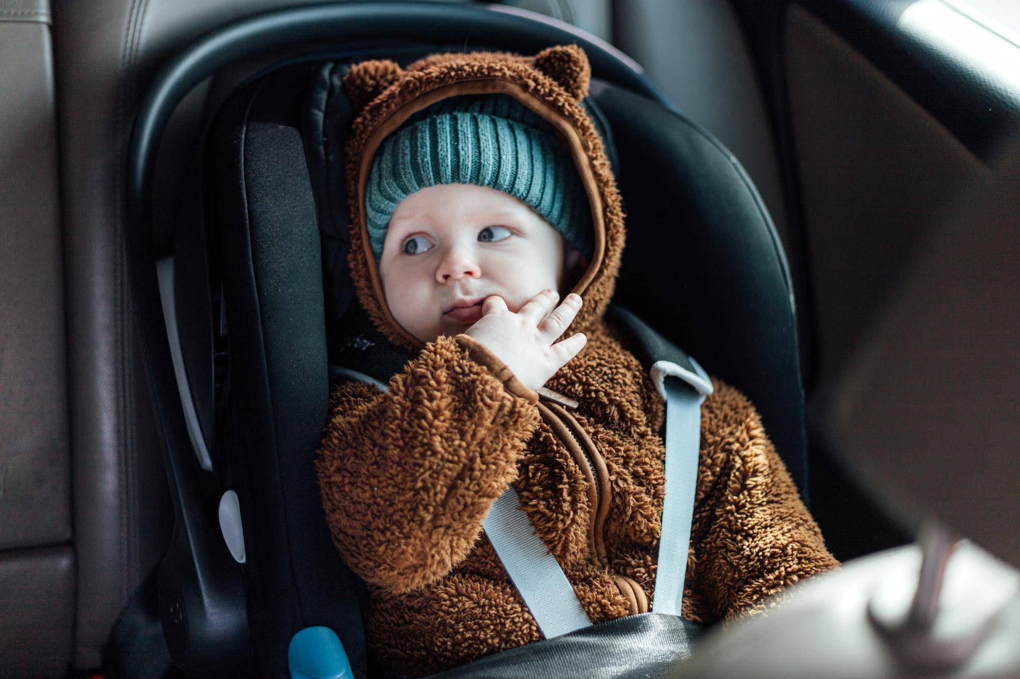 Lionelo M 54 fotelik dziecięcy który łączy komfort z bezpieczeństwem